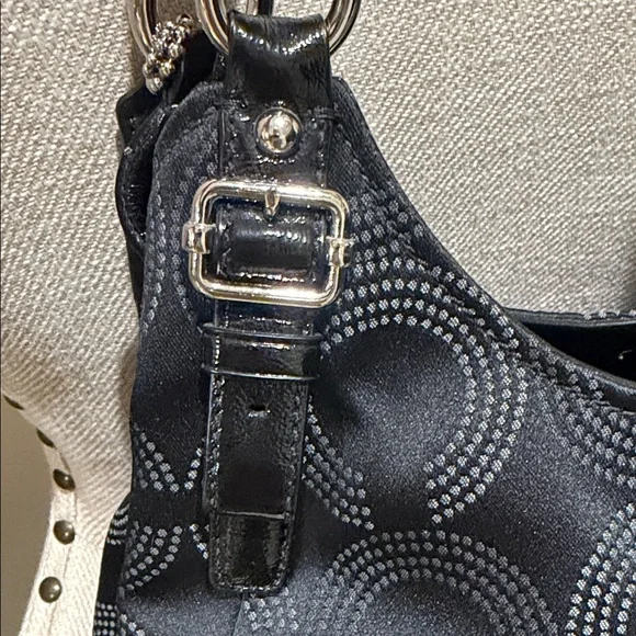 Coach Maggie Signature Optic canvas Link Chain Black/Gray Handbag Shoulder Bag - Picture 12 of 12